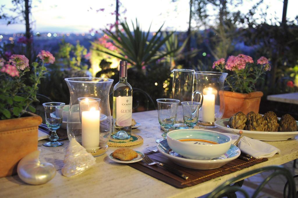 شقة Terrazza Pavone آتْشّي كاستيلّو الغرفة الصورة