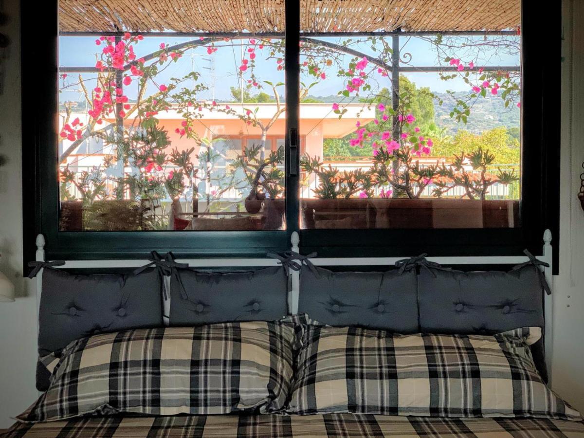 شقة Terrazza Pavone آتْشّي كاستيلّو المظهر الخارجي الصورة