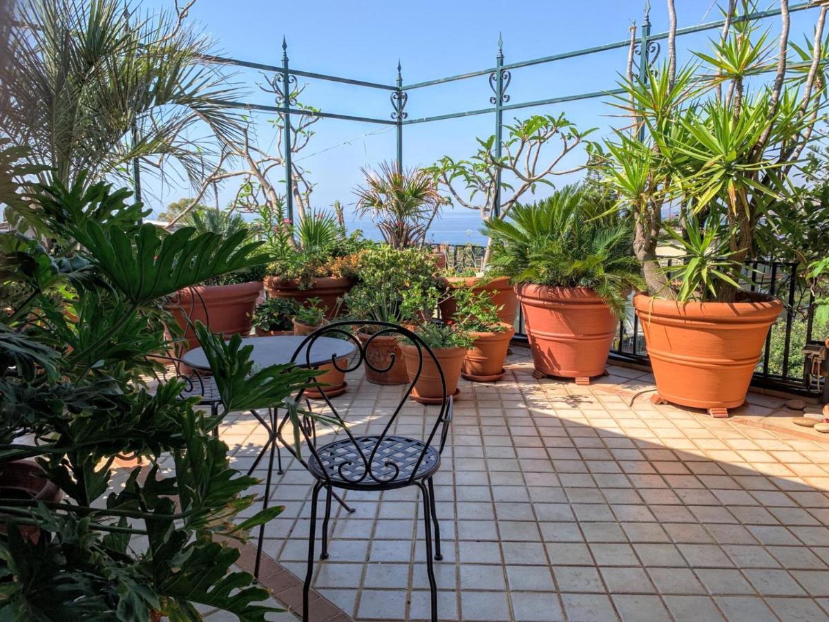 شقة Terrazza Pavone آتْشّي كاستيلّو المظهر الخارجي الصورة